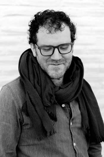 Poet P&aacute;draig &Oacute; Tuama